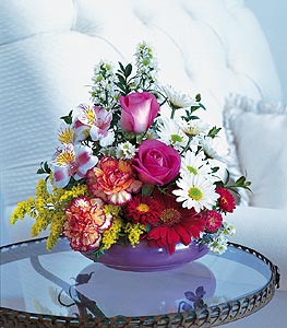 sevgilime hediye çiçek  karışık mevsim çiçekleri aranjmanı çiçekçi dükkanından 